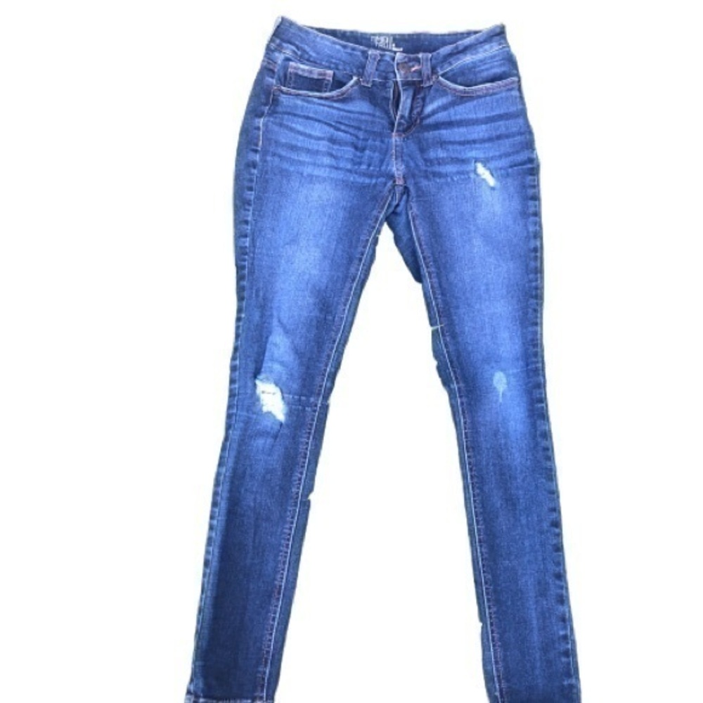 Stylish Skinny Jeans   BBB2